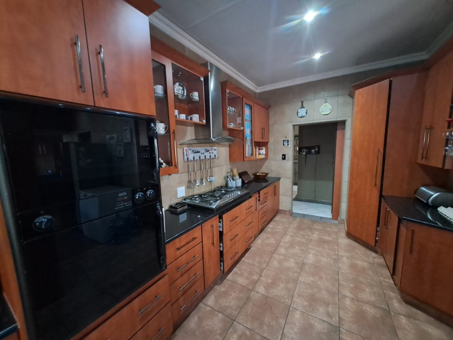 4 Bedroom Property for Sale in Sasolburg Ext 4 Free State
